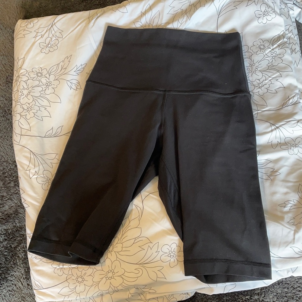 Lululemon Align Biker Short 8”
